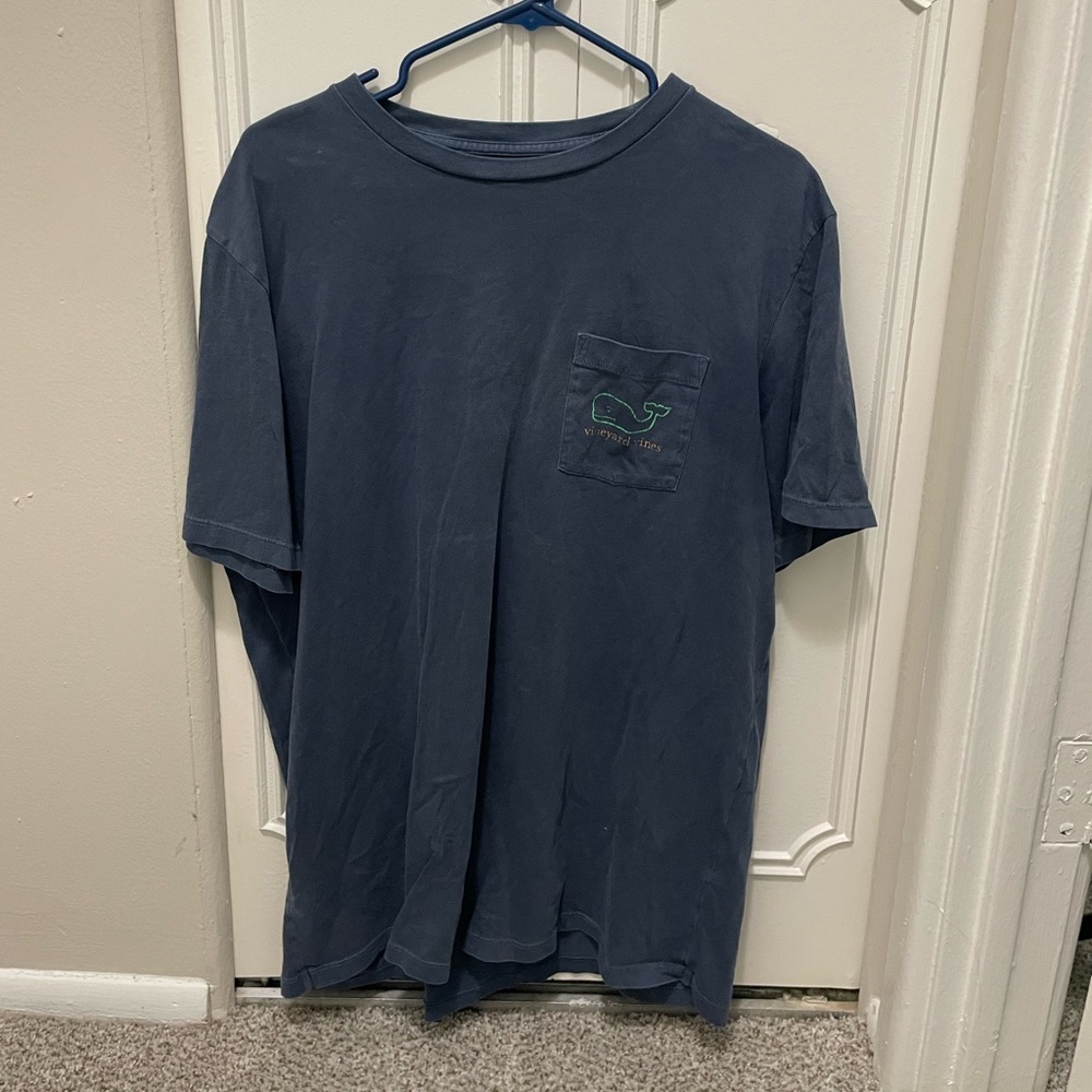 Vineyard vines tee.